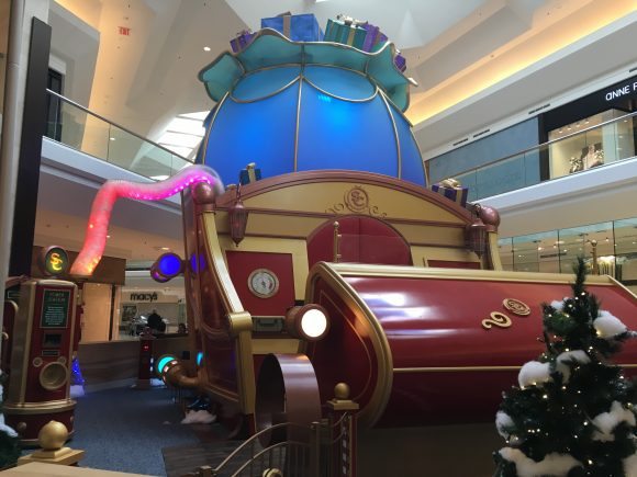 Visit Santa at The Mall at Short Hills – Sunseeking in Style